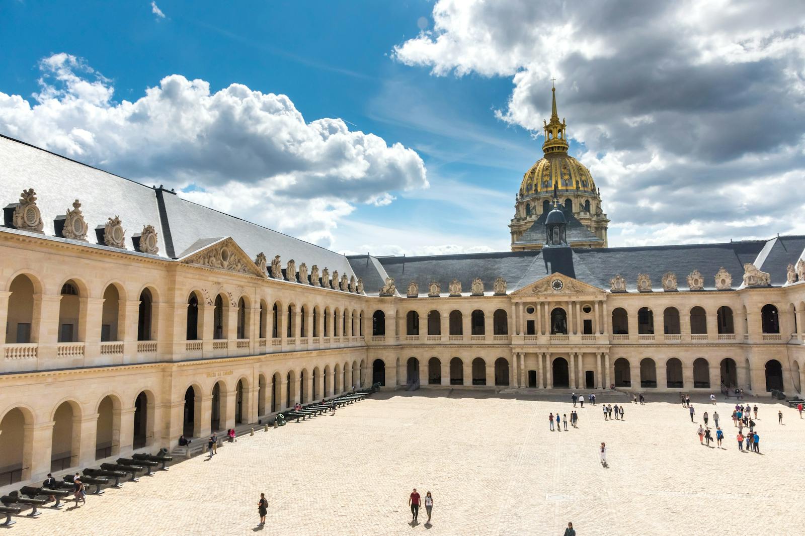 Vista sul Musée de l'Armée et Tombeau de Napoléon