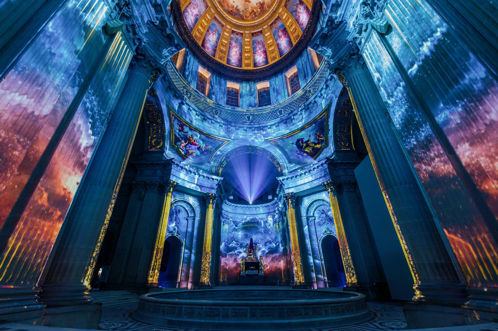 Projeções luminosas no Musée de l'Armée e Túmulo de Napoleão